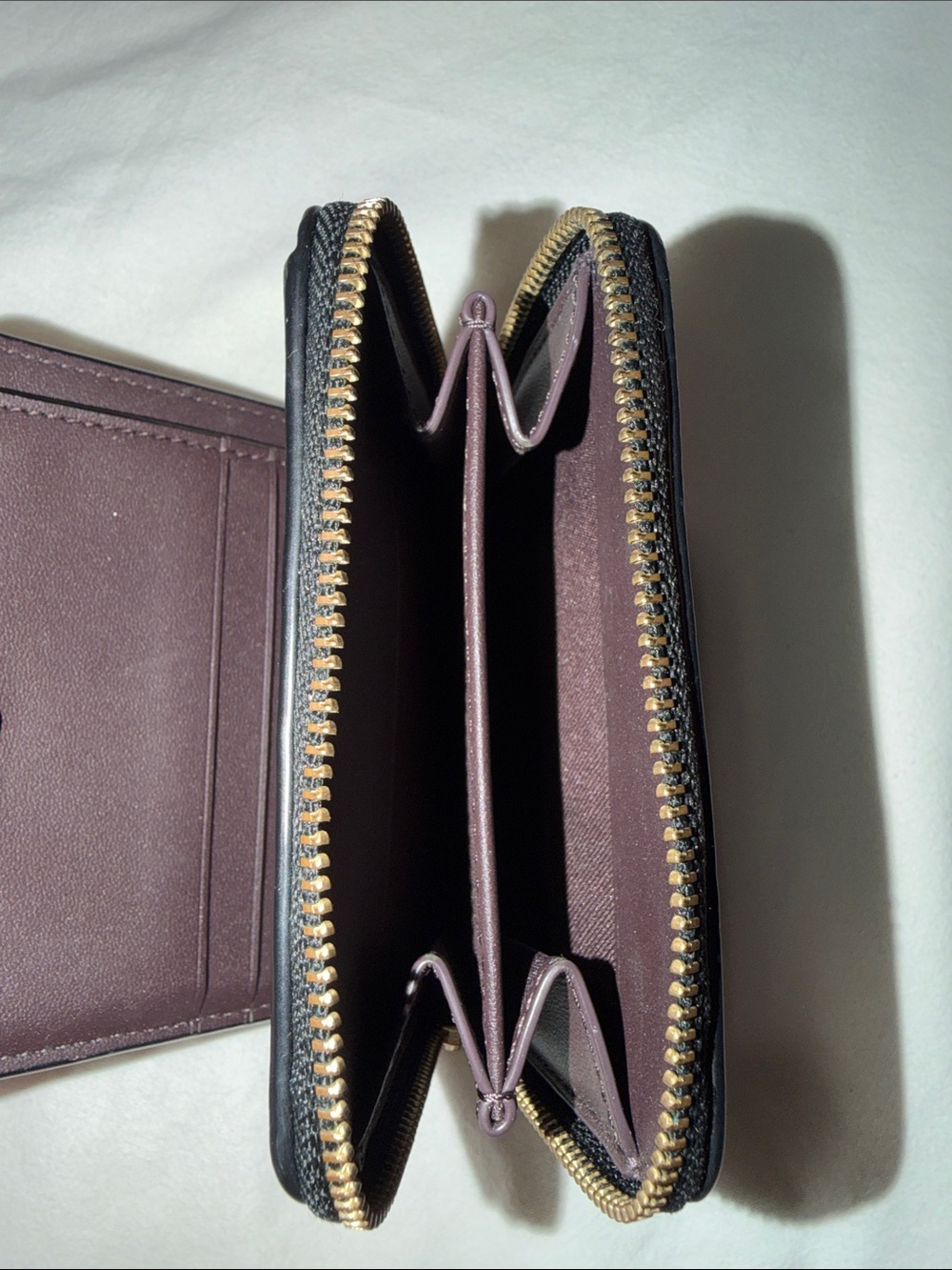 Coach Billfold Wallet Brass Hardware - Picture 4 of 4